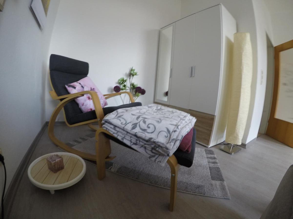 Vivid - Studioapartment Mit Balkon - Netflix - Wlan Вильгельмсхафен Экстерьер фото