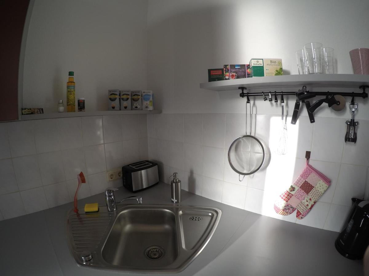 Vivid - Studioapartment Mit Balkon - Netflix - Wlan Вильгельмсхафен Экстерьер фото